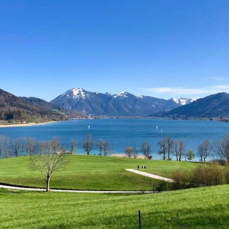 Apartment Kaltenbrunn Serviced Apt Mit Seeblick Am Tegernsee Business & Long Stay Only グミュント・アム・テーガンゼー エクステリア 写真